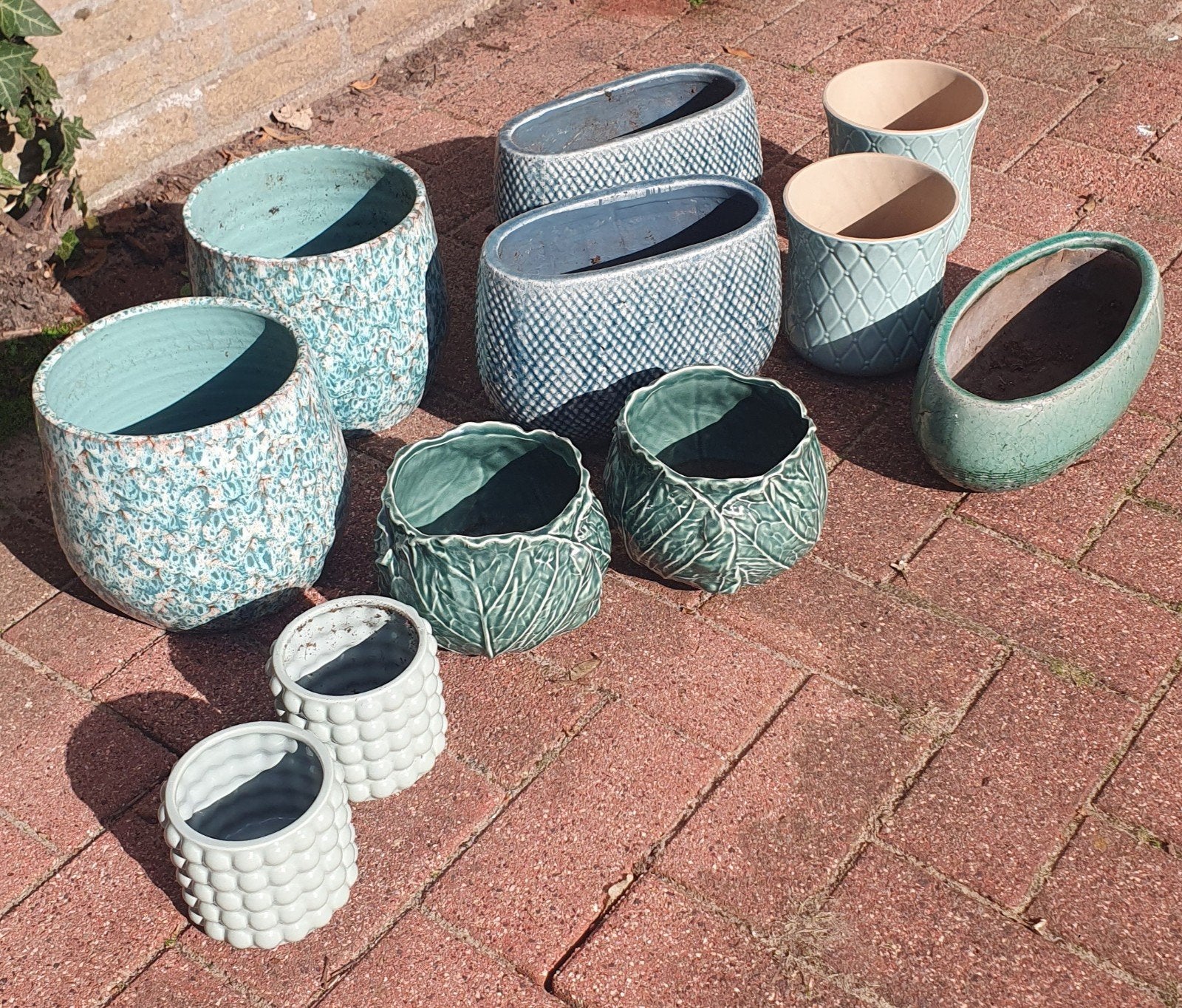Set van 11 geglazuurde keramieken bloempotten, Ophalen, Rond, Aardewerk, Minder dan 40 cm