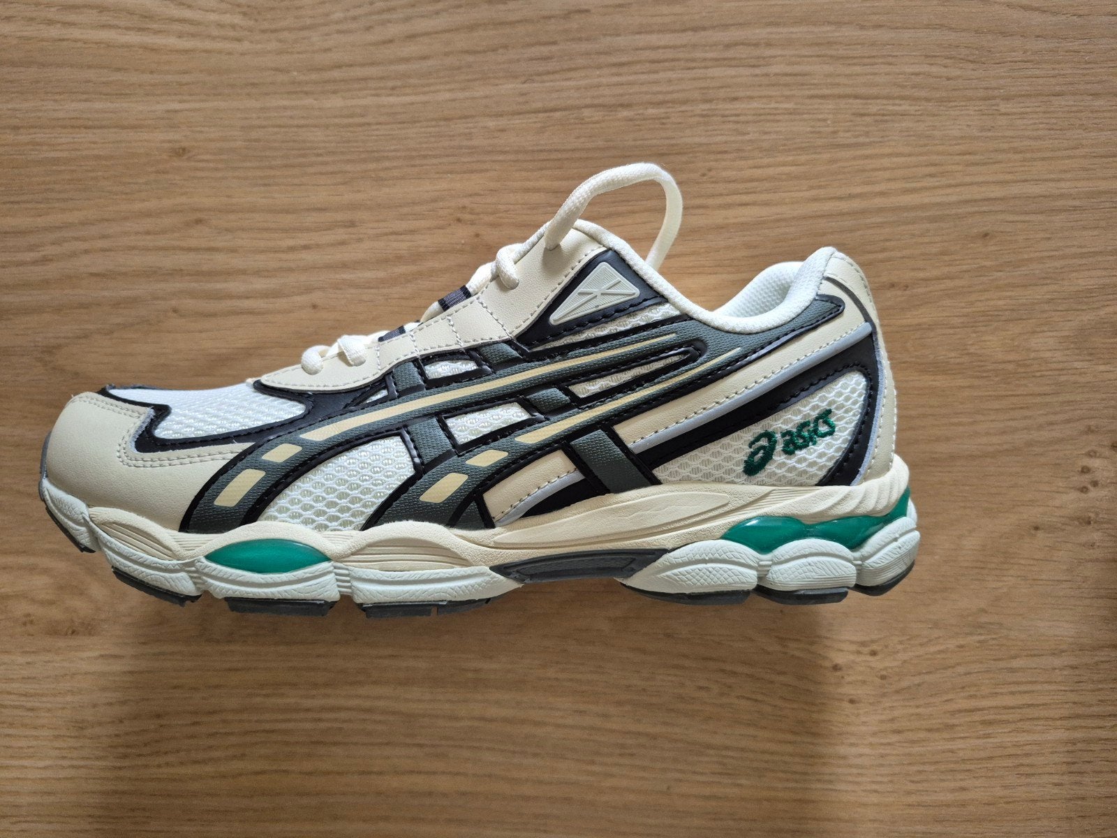 ASICS Gel-NYC Beige Sneakers, Overige kleuren, Nieuw, Ophalen of Verzenden, Sneakers of Gympen