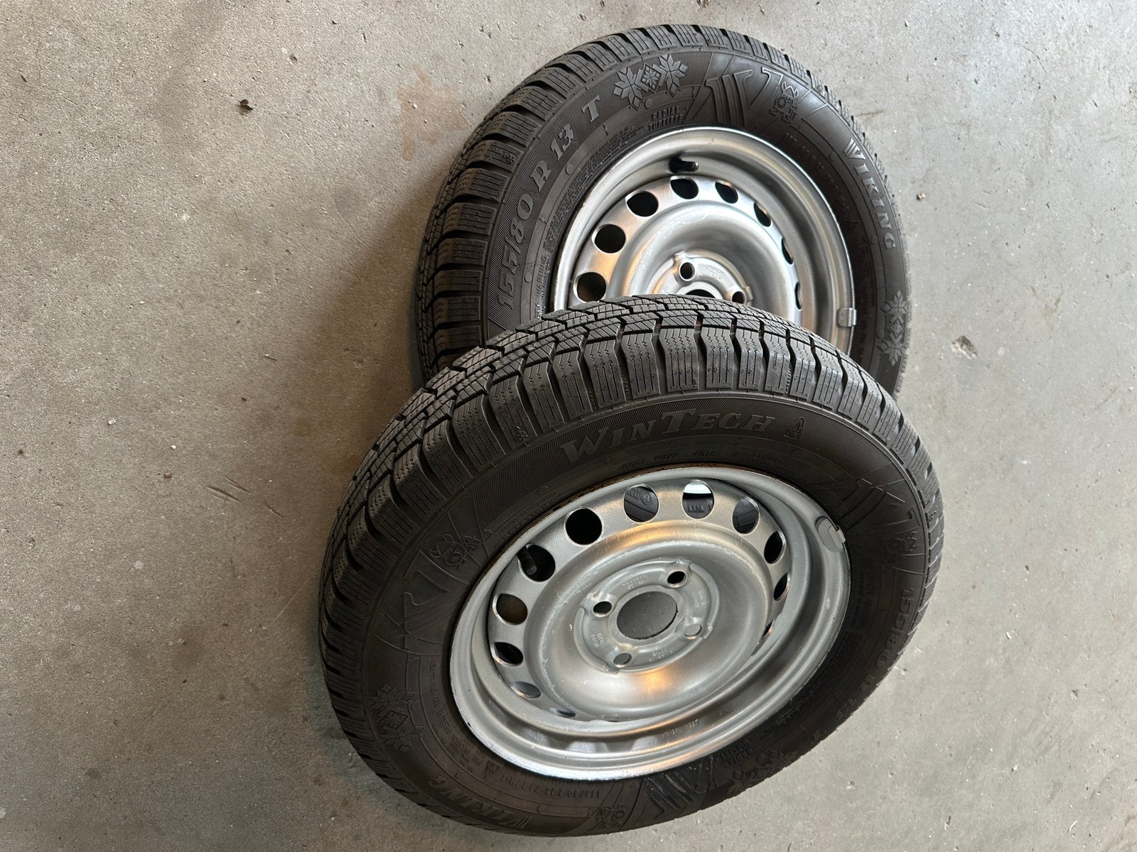 vervangingsset aanhangwagen wielen op aanhanger velgen., Ophalen, Zo goed als nieuw
