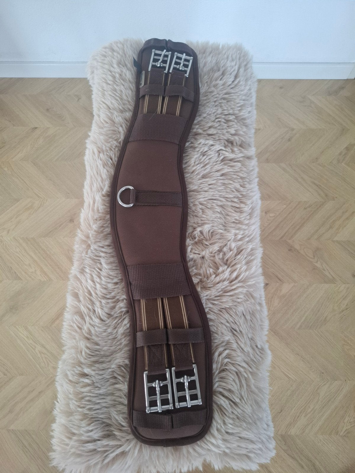Dressuursingel 60 cm elastische inzet bruin, Dieren en Toebehoren, Ophalen of Verzenden, Zo goed als nieuw