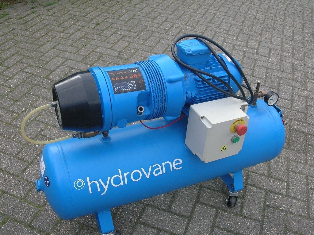 HYDROVANE  HV 02 ( LAMELLEN )  COMPRESSOR, Doe-het-zelf en Verbouw, Ophalen, 10 bar of meer, Zo goed als nieuw, Geluidgedempt