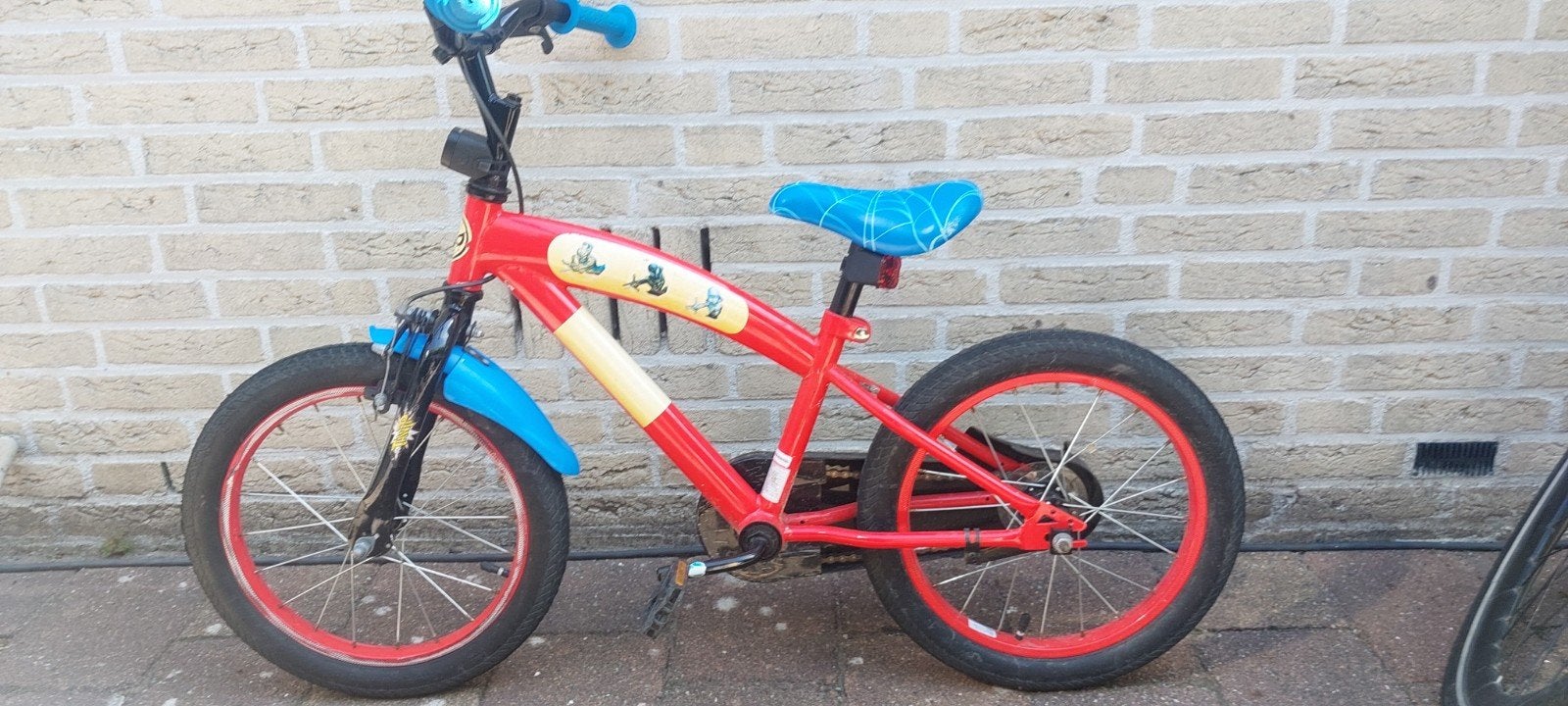 Stoere rode kinderfiets met Spiderman details, Ophalen