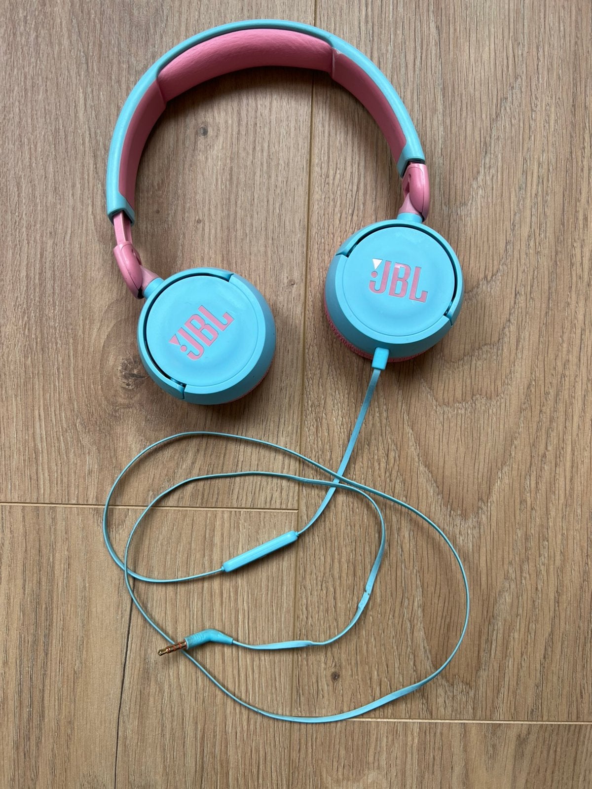 JBL JR310 Kinderkoptelefoon Lichtblauw/Roze (85 dB begrensd), Audio, Tv en Foto, Koptelefoons, Gebruikt, JBL, Bluetooth, On-ear