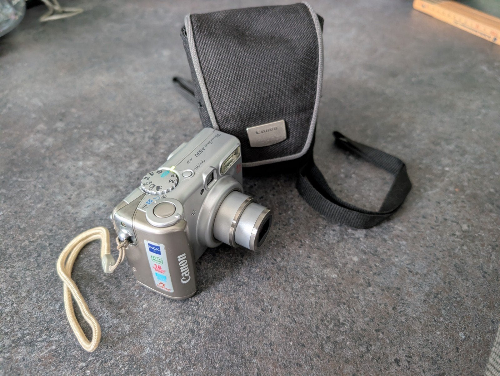 Canon PowerShot A530 Compactcamera met 1GB SanDisk kaart, Audio, Tv en Foto, Fotocamera's Digitaal, Canon, Cameratas, Zo goed als nieuw