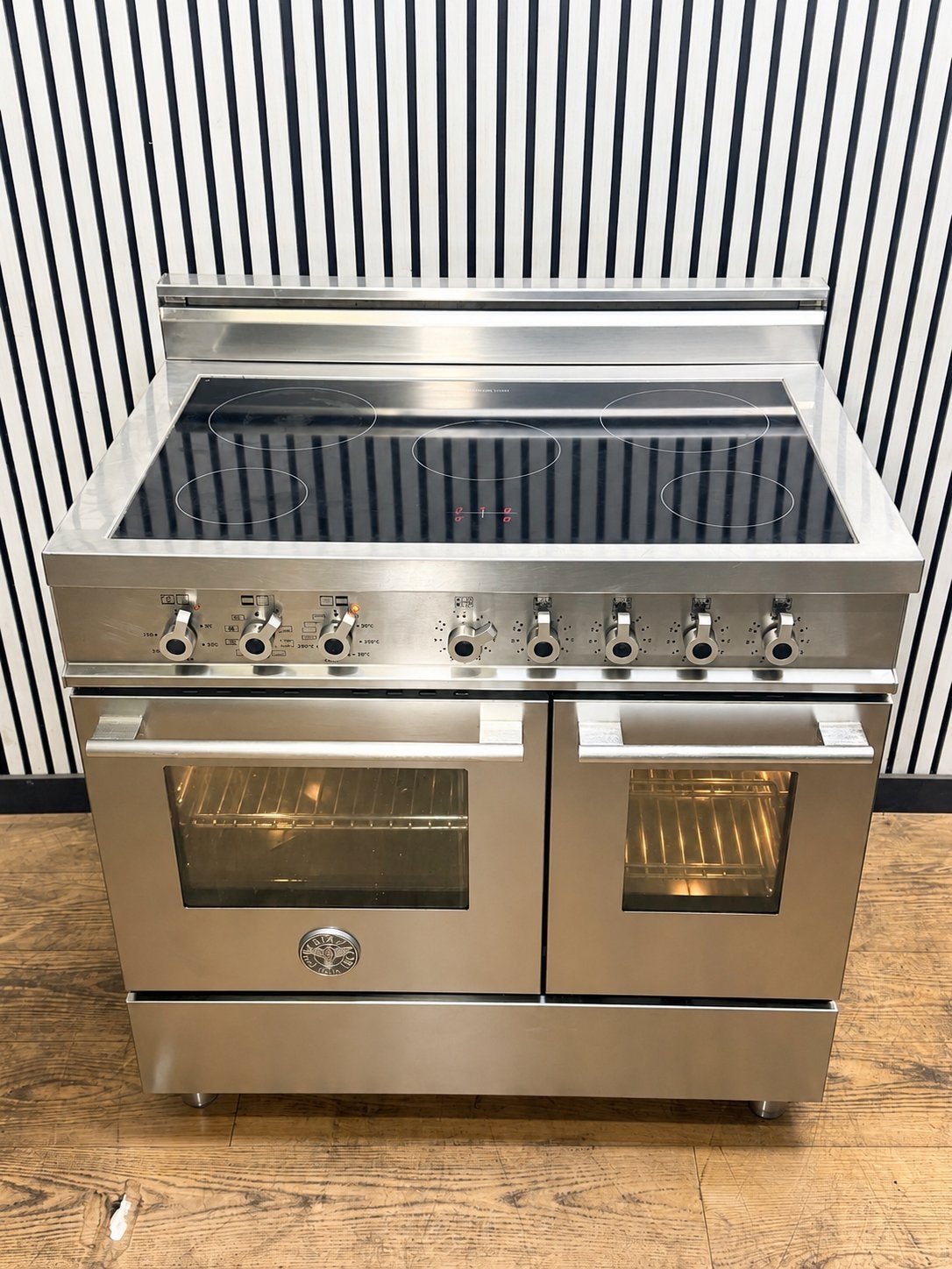 Luxe Bertazonni INDUCTIE Fornuis met 5 zones 90x60 cm, Fornello Esperta, Ophalen of Verzenden, Zo goed als nieuw, Energieklasse A of zuiniger