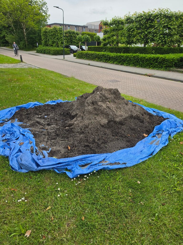 GRATIS Zwarte grond, Ophalen, Tuinaarde