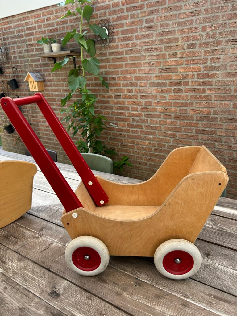 Houten vintage poppenwagen / loopwagen, Kinderen en Baby's, Speelgoed | Houten speelgoed, Ophalen, Gebruikt, Duw- of Trekspeelgoed