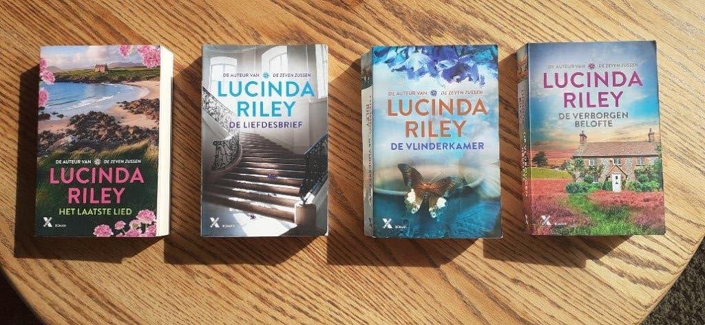 Lucinda Riley boeken, Ophalen of Verzenden, Zo goed als nieuw, Lucinda Riley, Nederland