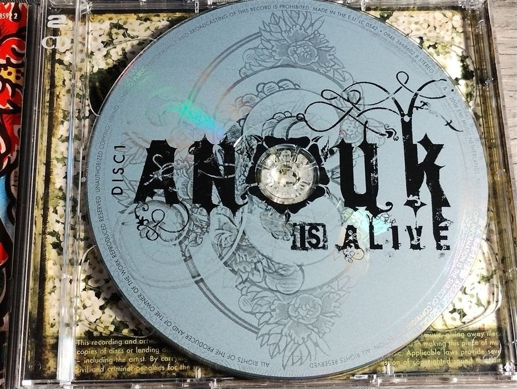 Anouk - Anouk Is Alive [2 CD], Ophalen of Verzenden, Zo goed als nieuw