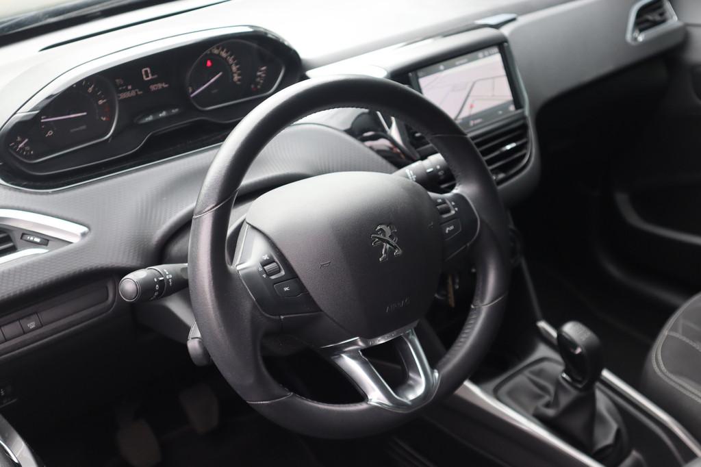 Peugeot 2008 1.2 PureTech Active | RIJKLAAR | NAP | Trekhaak, Auto's, Voorwielaandrijving, 83 pk, Stof, Gebruikt