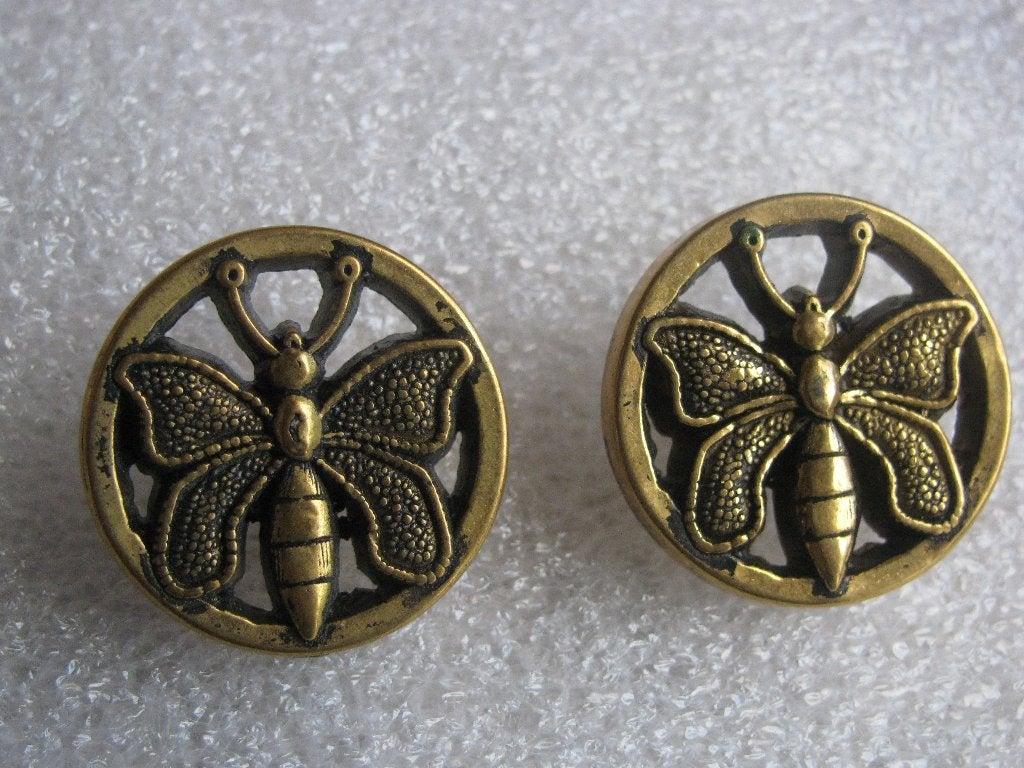 2 Vintage Koper Kleurige Kunststof Knopen - Vlinder 2.2 cm, Verzenden, Gebruikt, Knoop of Knopen