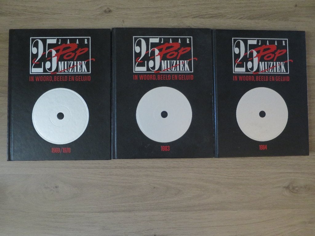 25 Jaar Popmuziek – 3 Luxe Boeken (1969-1984), Ophalen of Verzenden, Gelezen