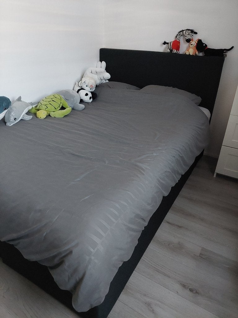 te koop box spring bed 140x200 cm, Huis en Inrichting, Slaapkamer | Bedden, Gebruikt, Zwart, Tweepersoons, 200 cm