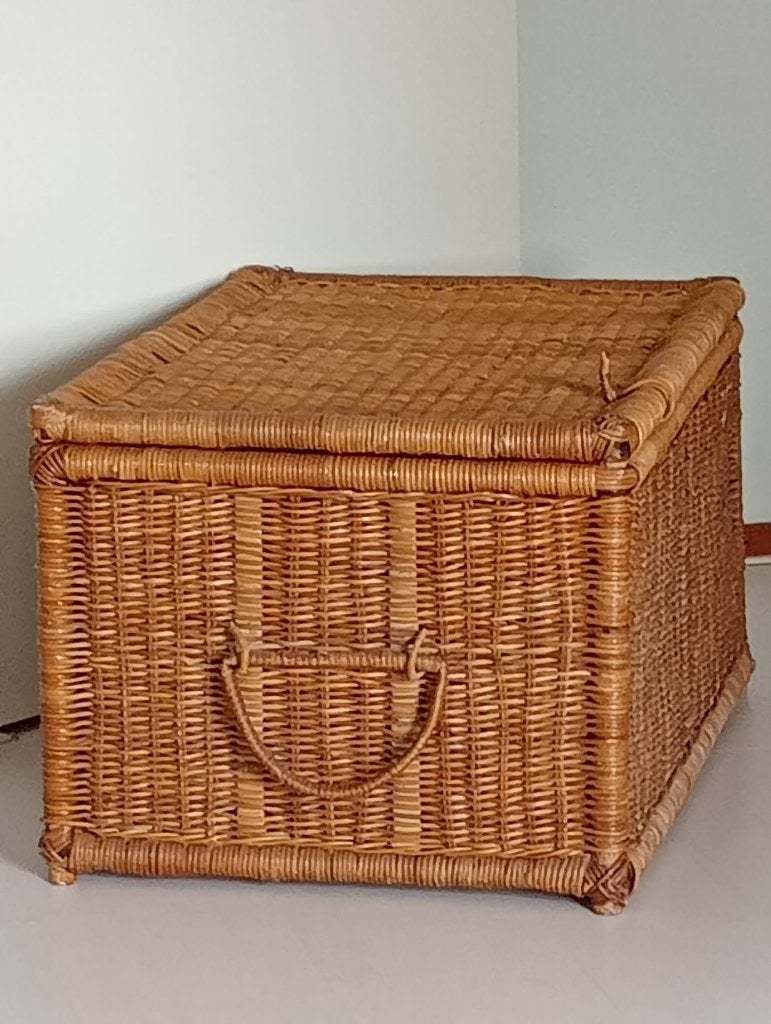 Grote rieten mand, Huis en Inrichting, Ophalen, Gebruikt, Mand, Rechthoekig