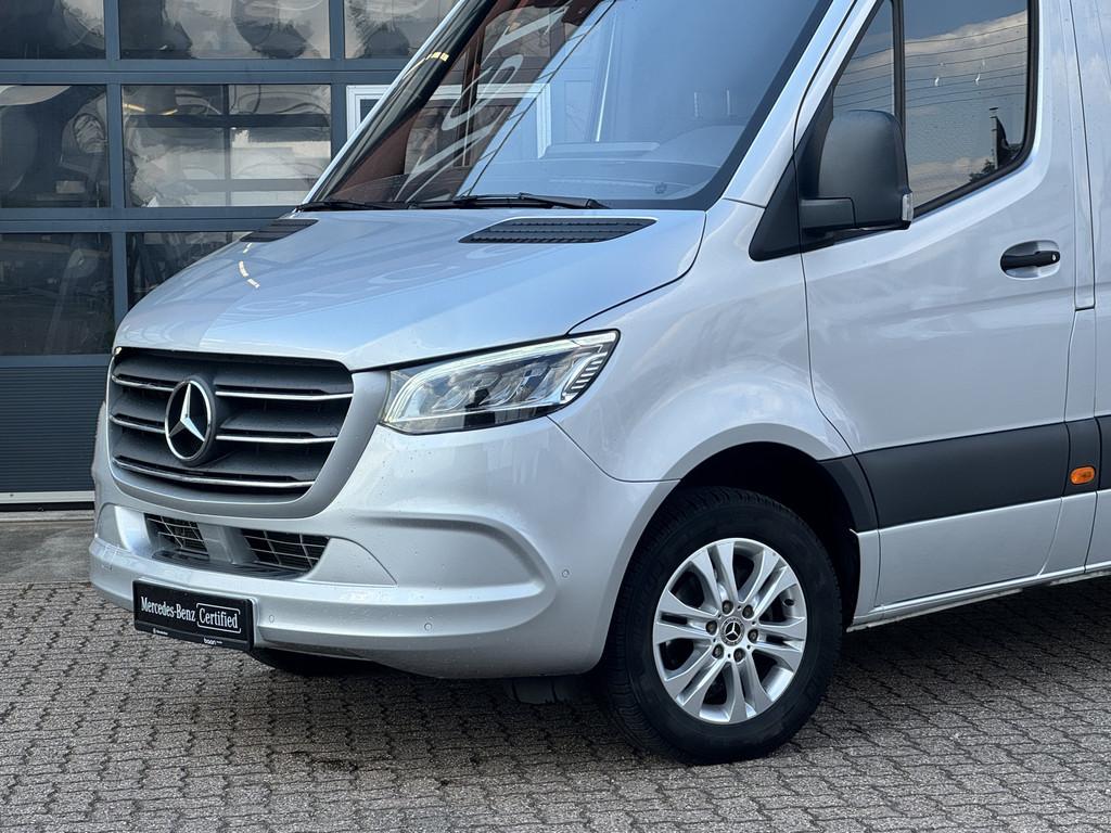 Mercedes-Benz Sprinter 319 L3H2 | LED | Camera | Cruise | Ge, Automaat, Gebruikt, Zwart, Bedrijf