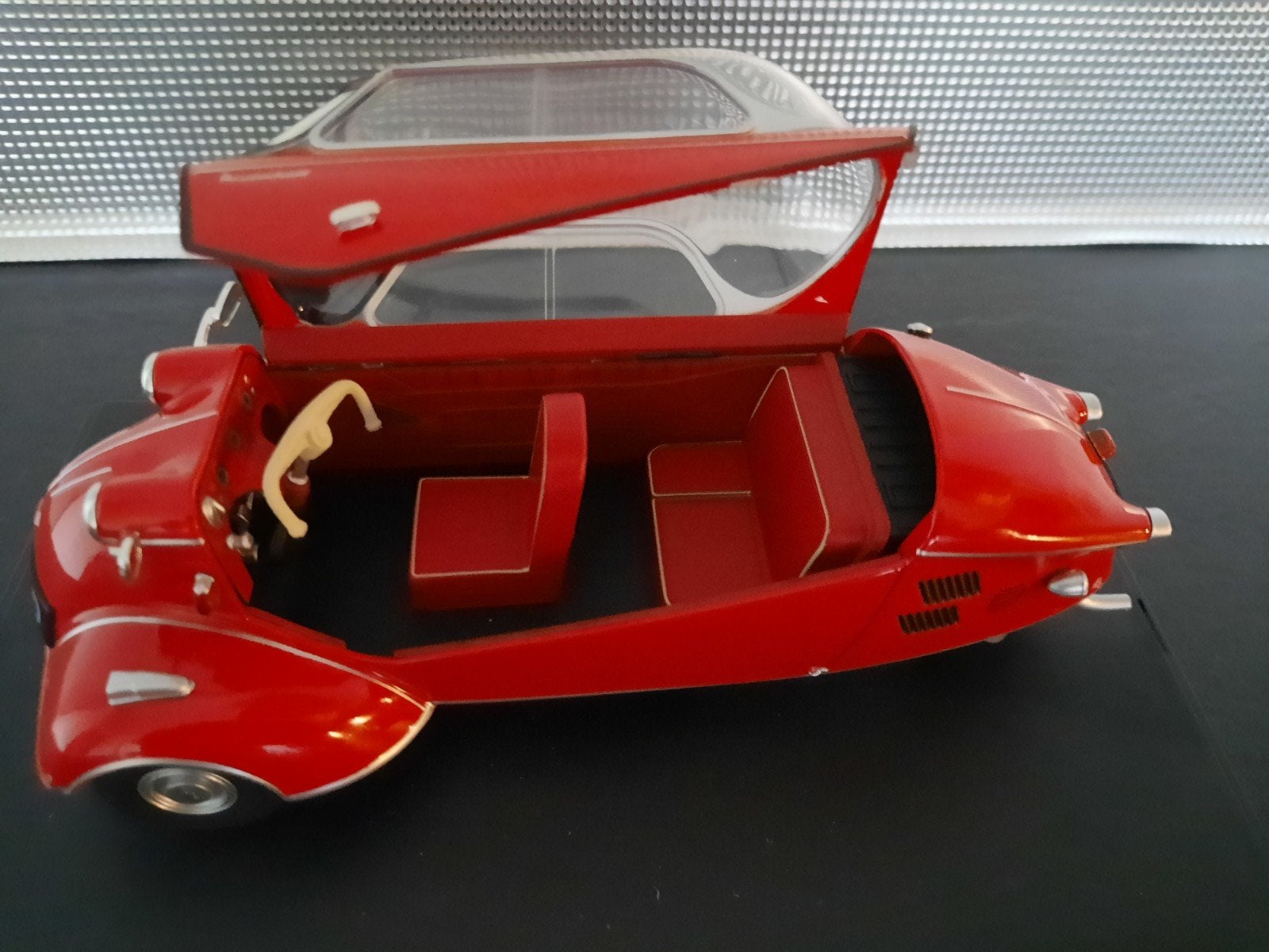 Messerschmitt KR200 Buble Car 
Schaal 1:18, Overige merken, Oxford, Auto, Ophalen of Verzenden