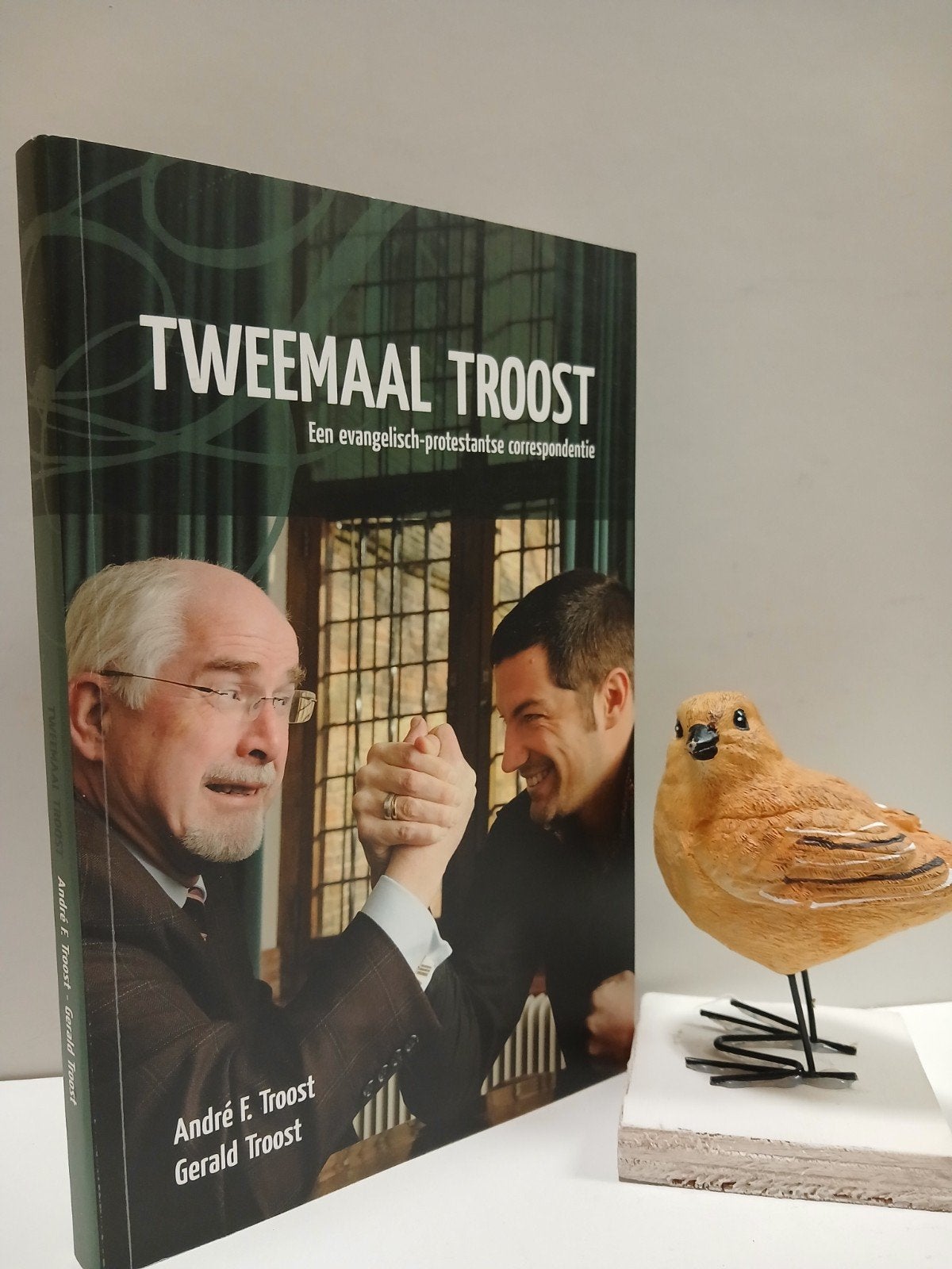 Troost, Andre F. e.a.;  Tweemaal troost, Ophalen of Verzenden, Gelezen, Christendom | Protestants