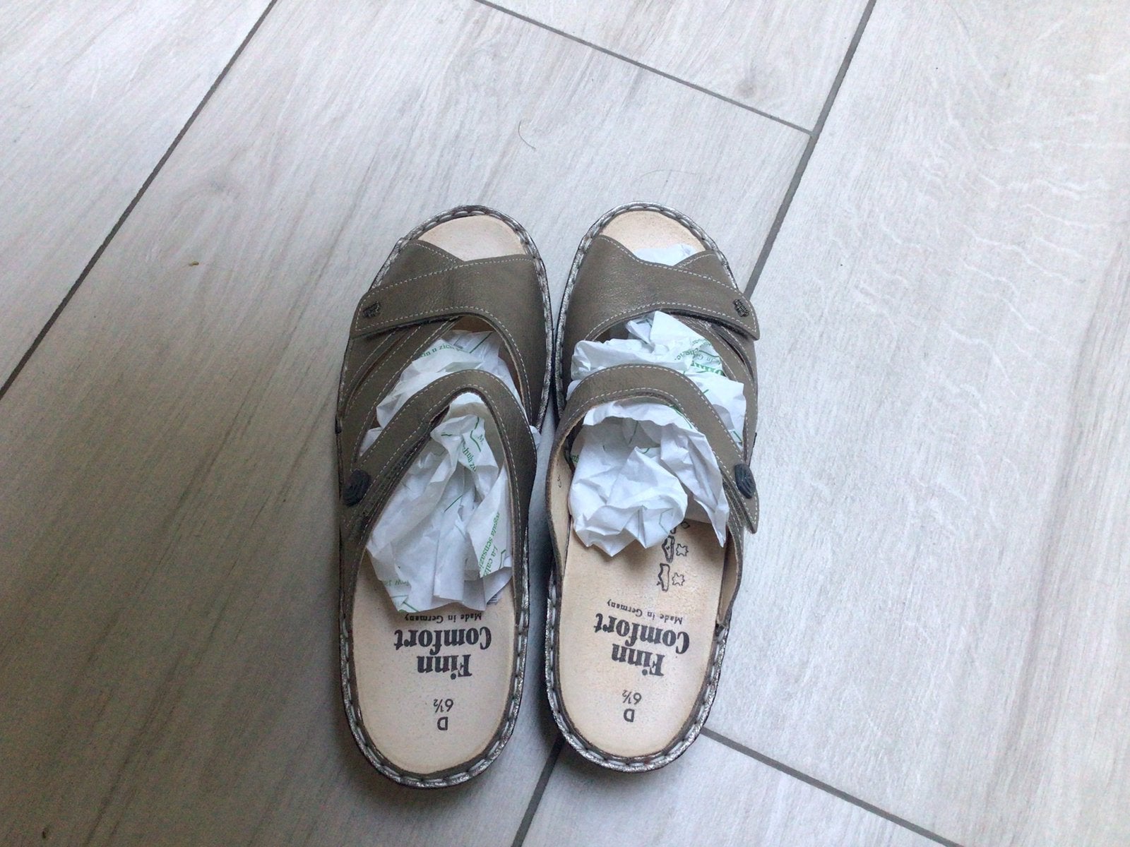 Nieuwe slippers Finn Comfort mt 6,5 breedtemaat D, Ophalen of Verzenden, Nieuw, Beige, Slippers
