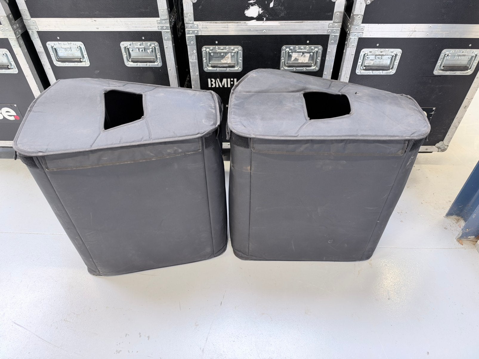 2x Sound Projects SP2FM beschermhoes / speakerhoes, Audio, Tv en Foto, Ophalen of Verzenden, Zo goed als nieuw, Overige typen