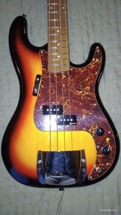 Harley Benton Precision Basguitaar VT Series, Ophalen, Zo goed als nieuw, Elektrisch