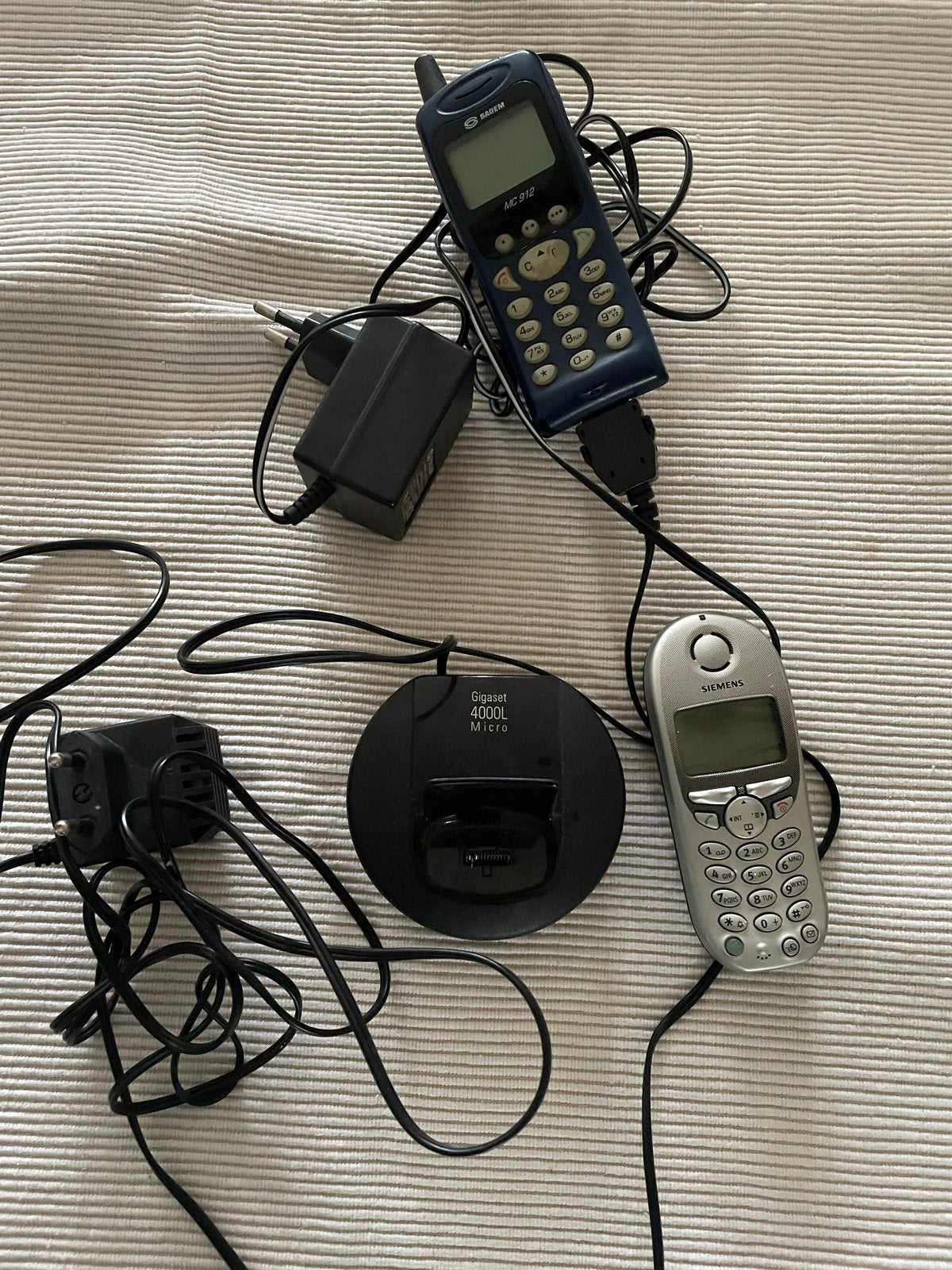 Sagem mobiele telefoon en Siemens Gigaset telefoon met oplad, Ophalen of Verzenden, Gebruikt