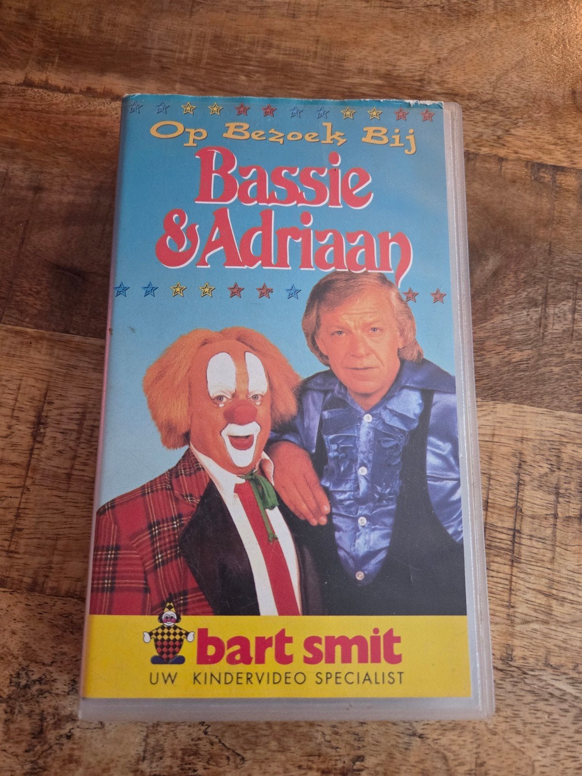 Op bezoek bij Bassie & Adriaan videoband 1995, Gebruikt, Alle leeftijden, Ophalen of Verzenden, Kinderprogramma of -film