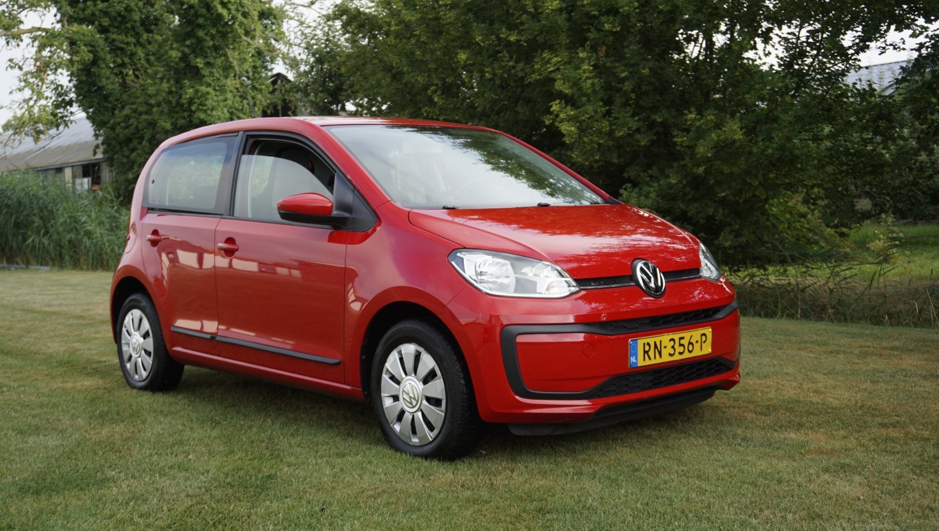 Volkswagen Up! 1.0 BMT move up! 5 drs Airco blue tooth, Auto's, Voorwielaandrijving, Stof, Gebruikt, Origineel Nederlands