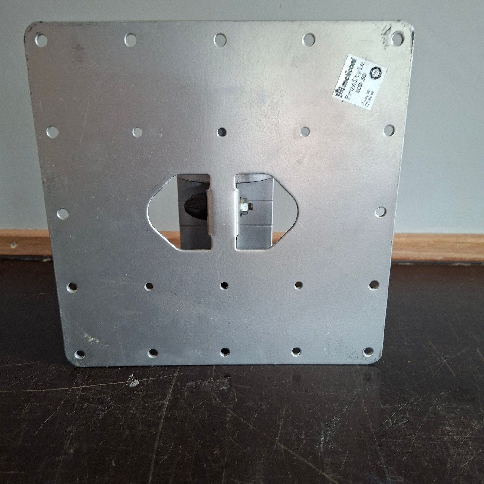 Monitor Beugel VESA Mount - Zilver, Ophalen, Gebruikt