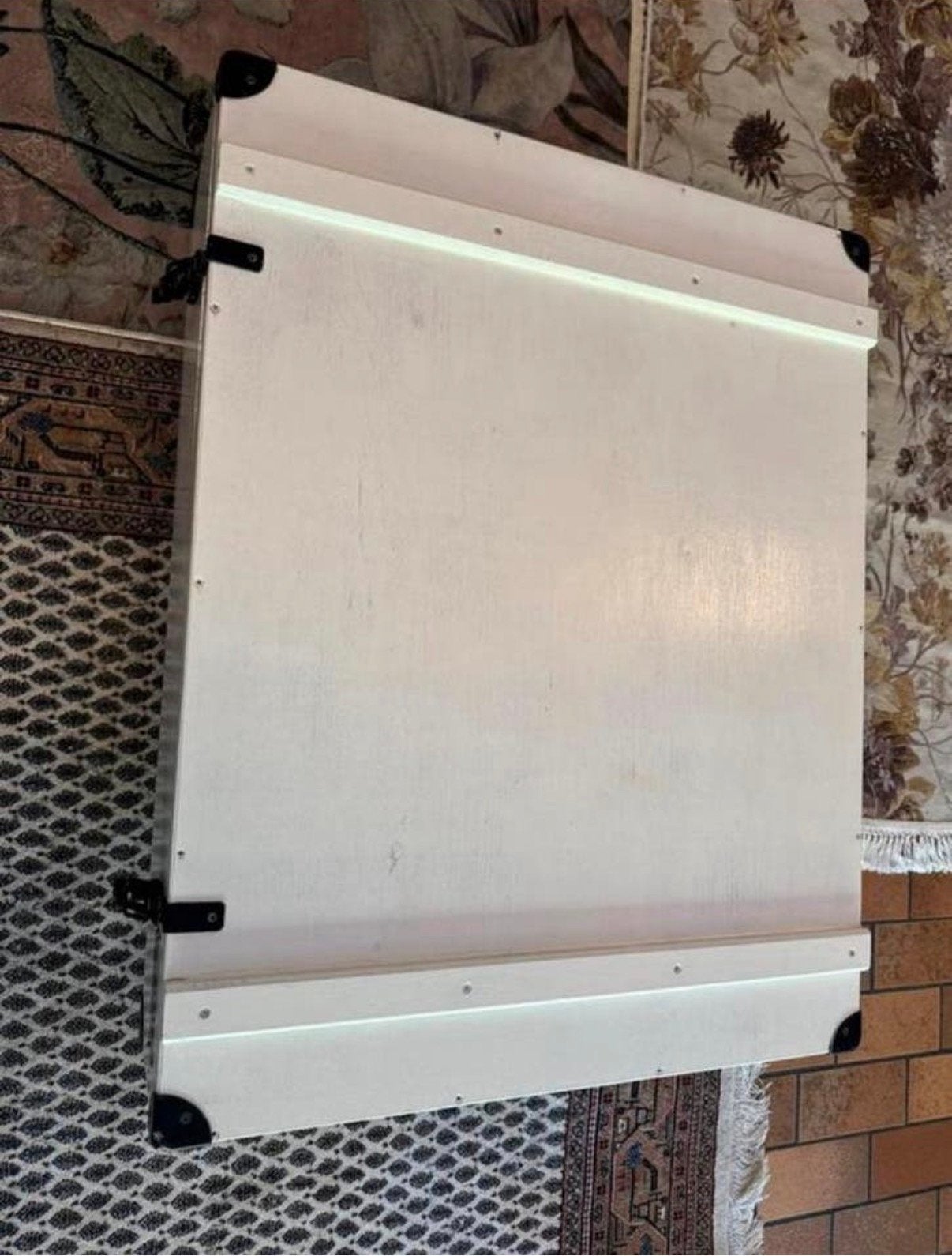 Vintage tsjechische witte mobiele houten legerkist, Ophalen, Huis en Inrichting
