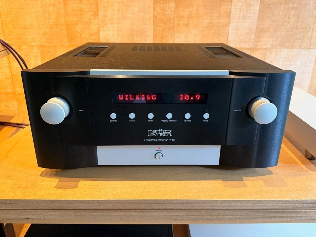 Mark Levinson no585 - geintegreerde versterker, Info@marklevinson.com, Amp 1, Mark Levinson, Zo goed als nieuw