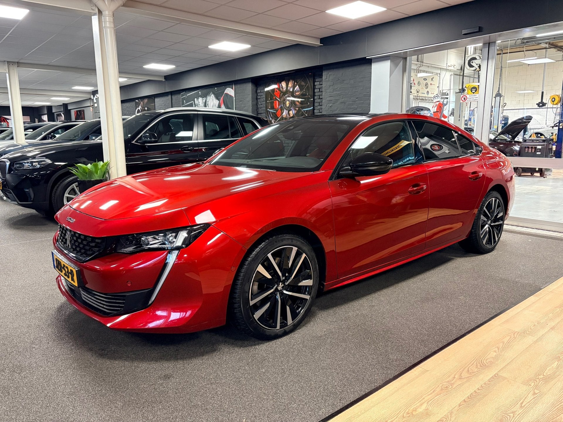 Peugeot 508 1.6 HYbrid GT 225pk Panorama-dak / Leder / Led /, Gebruikt, Euro 6, 4 cilinders, 1695 kg