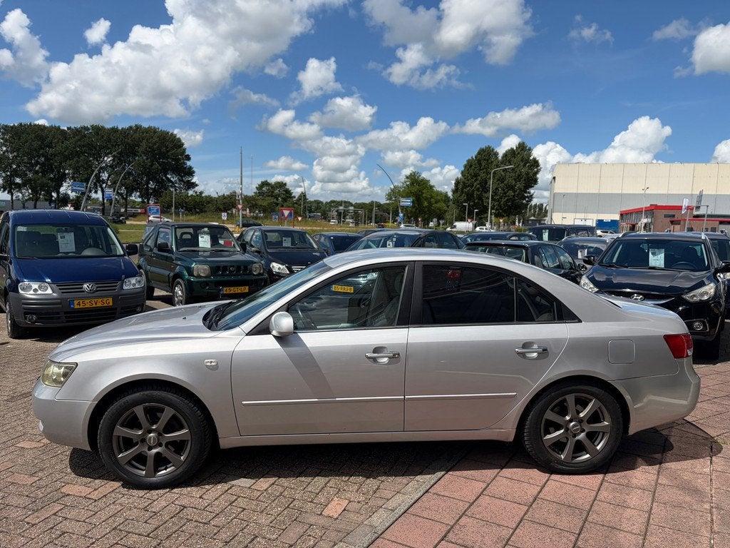 Hyundai Sonata 3.3 V6 Style - Leer - Clima - Camera - Automa, Auto's, Hyundai, Gebruikt, Beige, Bedrijf, 3342 cc