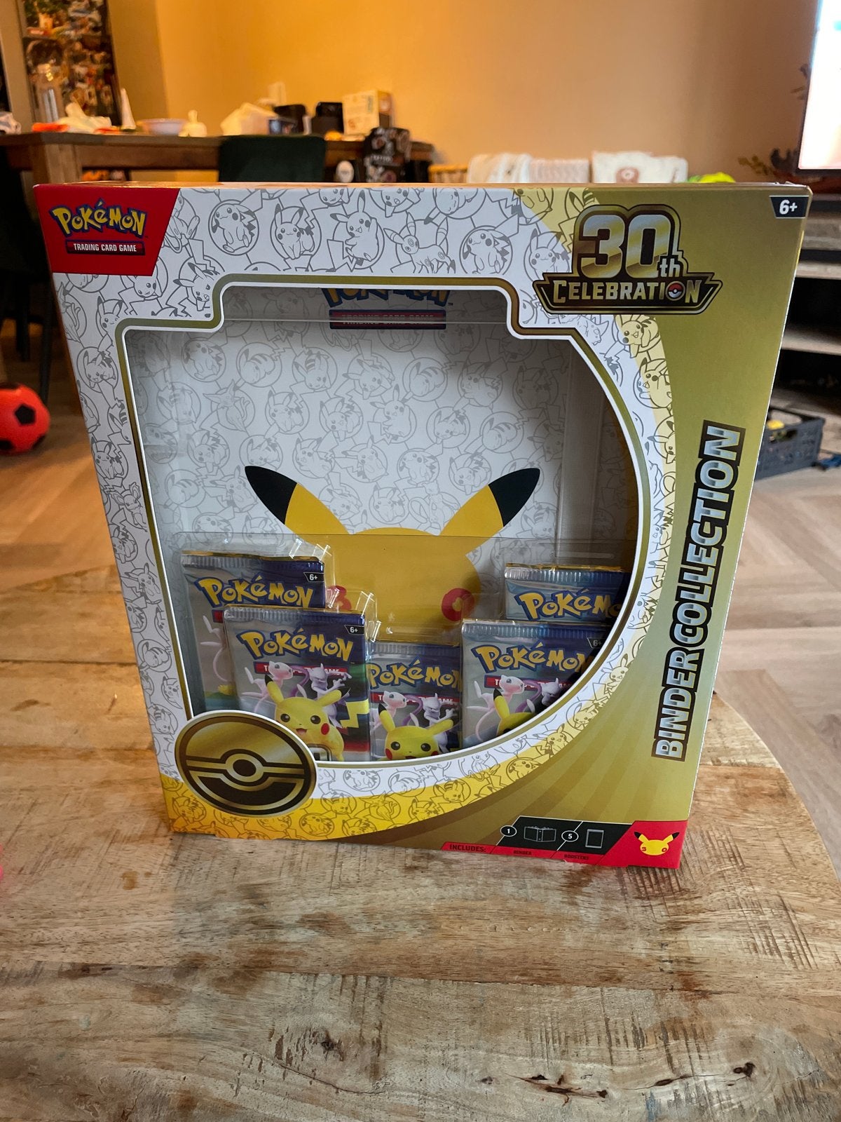 Pokémon TCG 30th Celebration Binder Collection, Ophalen of Verzenden, Nieuw, Overige typen