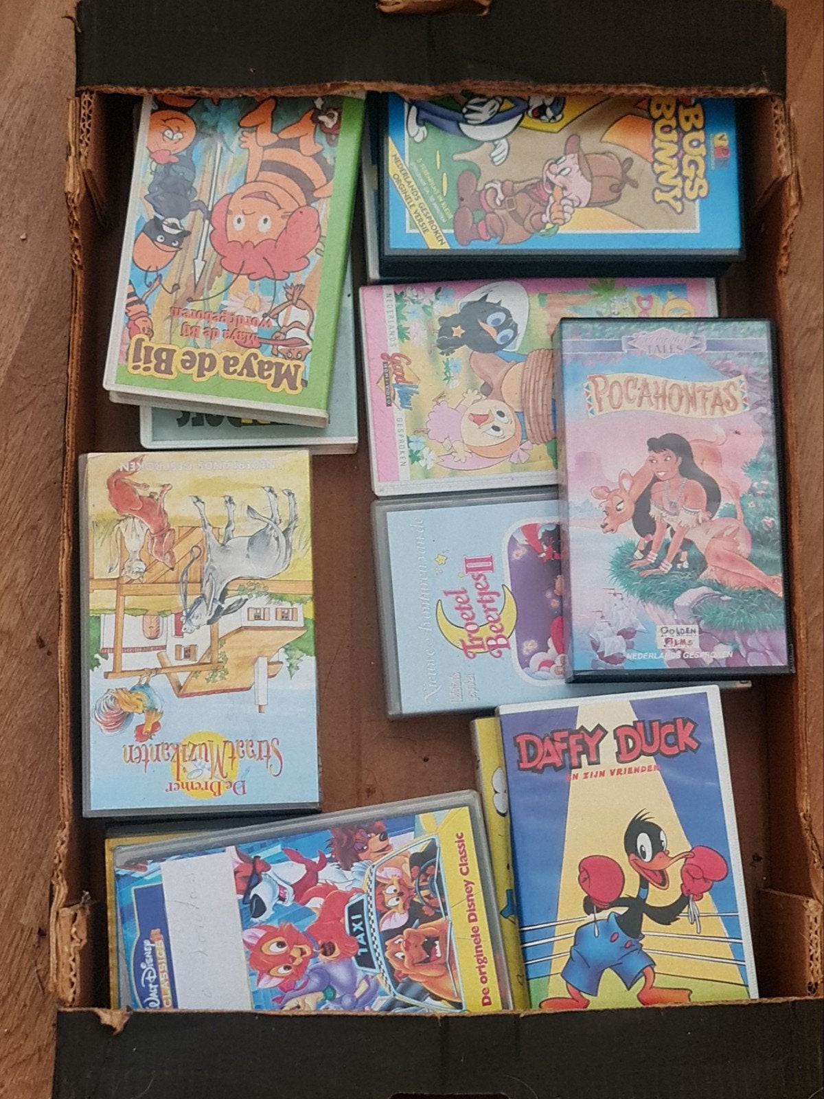 Doos vol videobanden, o.a. Disney - ook per stuk, Gebruikt, Kinderfilm, Vanaf 9 jaar, Ophalen of Verzenden