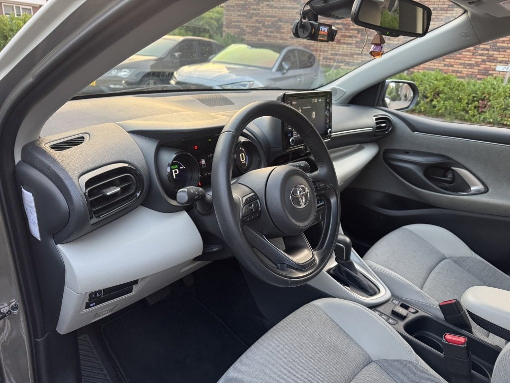 Toyota Yaris 1.5 Hybrid Selection Limited Camera Uniek Vol, Automaat, 450 kg, Gebruikt, Euro 6
