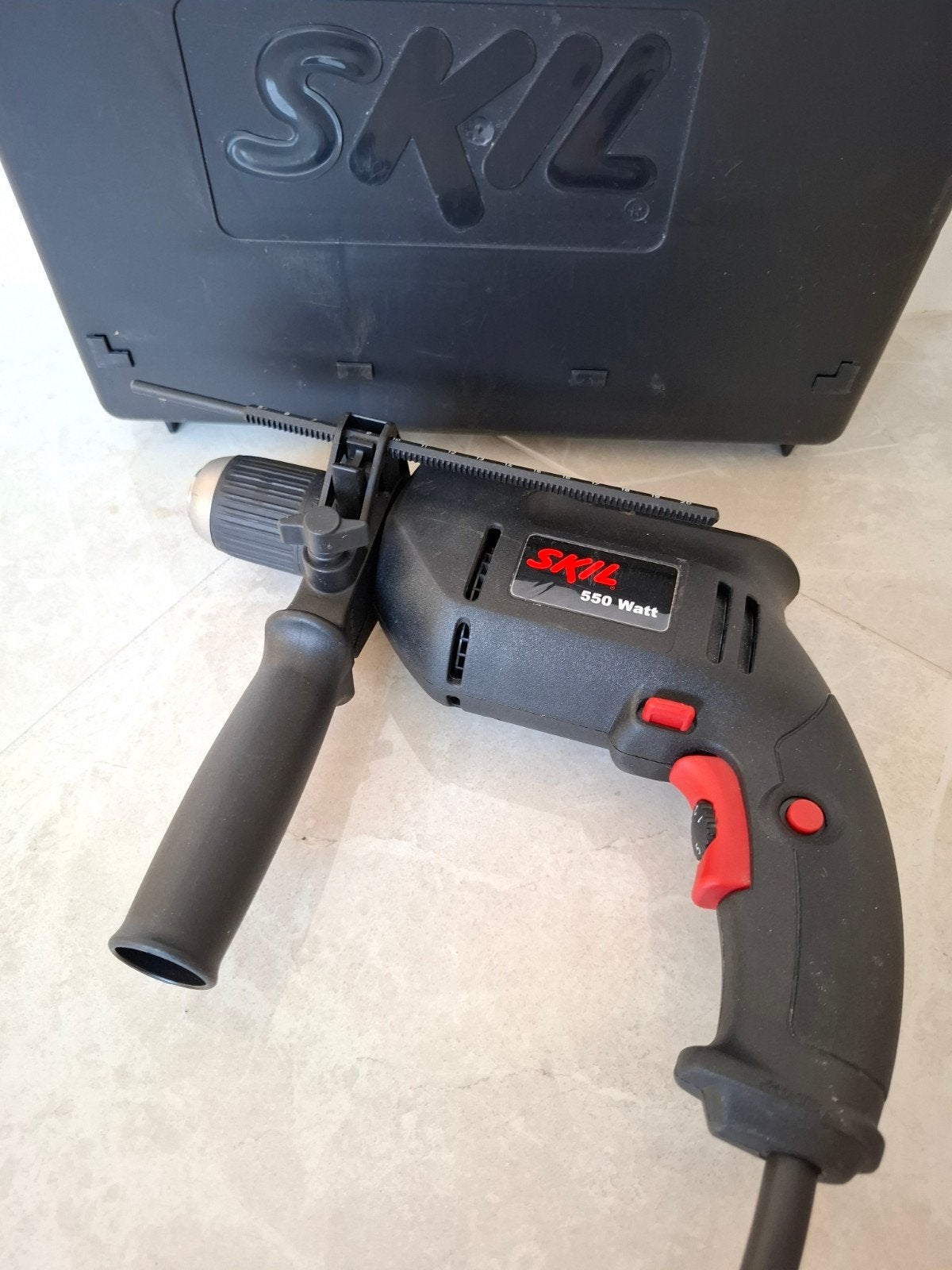 SKIL 6453 klopboormachine schroefboormachine 550W Nieuwstaat, Ophalen, Variabele snelheid, 400 tot 600 watt, Zo goed als nieuw