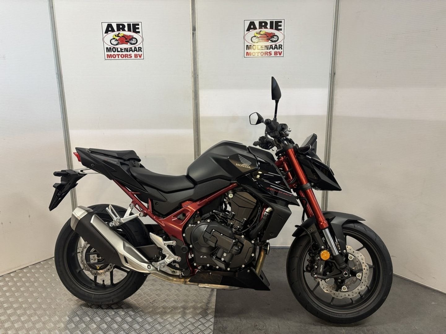 Honda CB750 Hornet E-Clutch (bj 2026), Motoren, Motoren | Honda, 2 cilinders, HONDA, Bedrijf, Onbekend