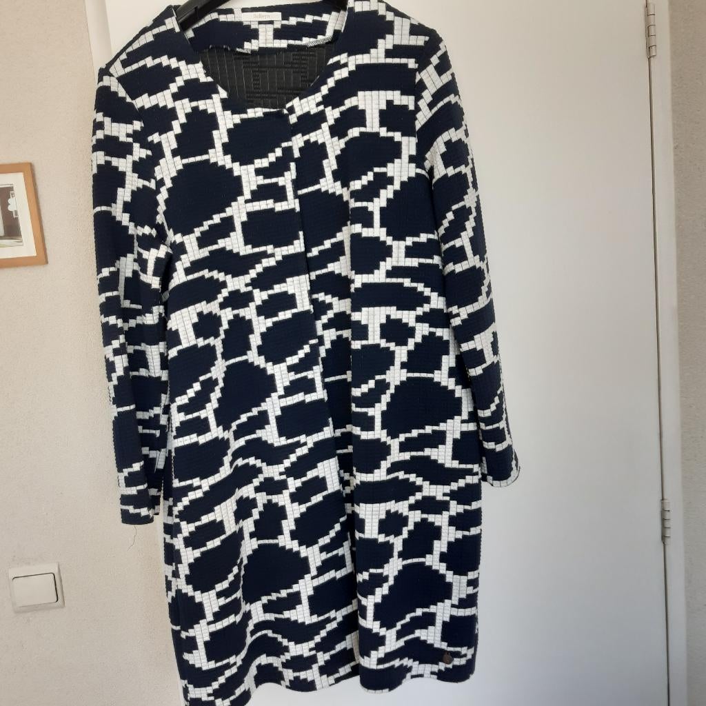 Damesvest  Belloya maat 46 (S4), Blauw, Maat 46/48 (XL) of groter, Ophalen of Verzenden, Onbekend