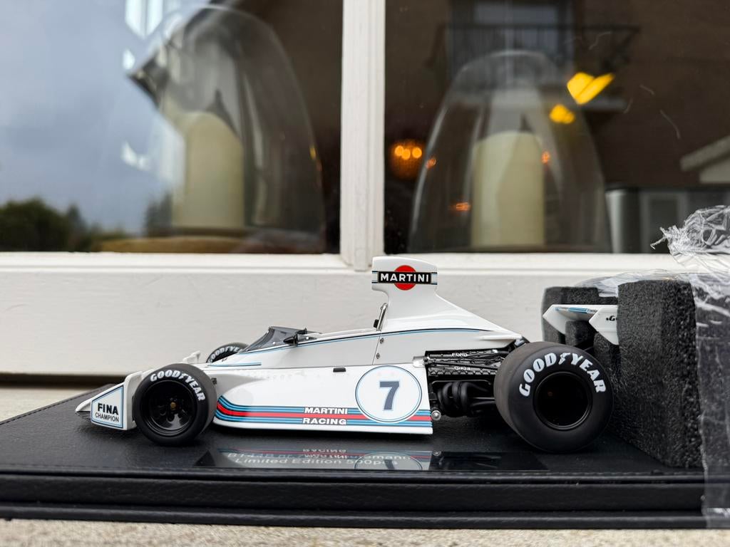 1:18 Brabham BT44B #7 Reutemann Martini 1975 GP Replicas, Hobby en Vrije tijd, Modelauto's | 1:18, Overige merken, Suites 1801 1802 18th Floor Aliance Building 130 136 Connaught Road, Central Sheung Wan, Hongkong