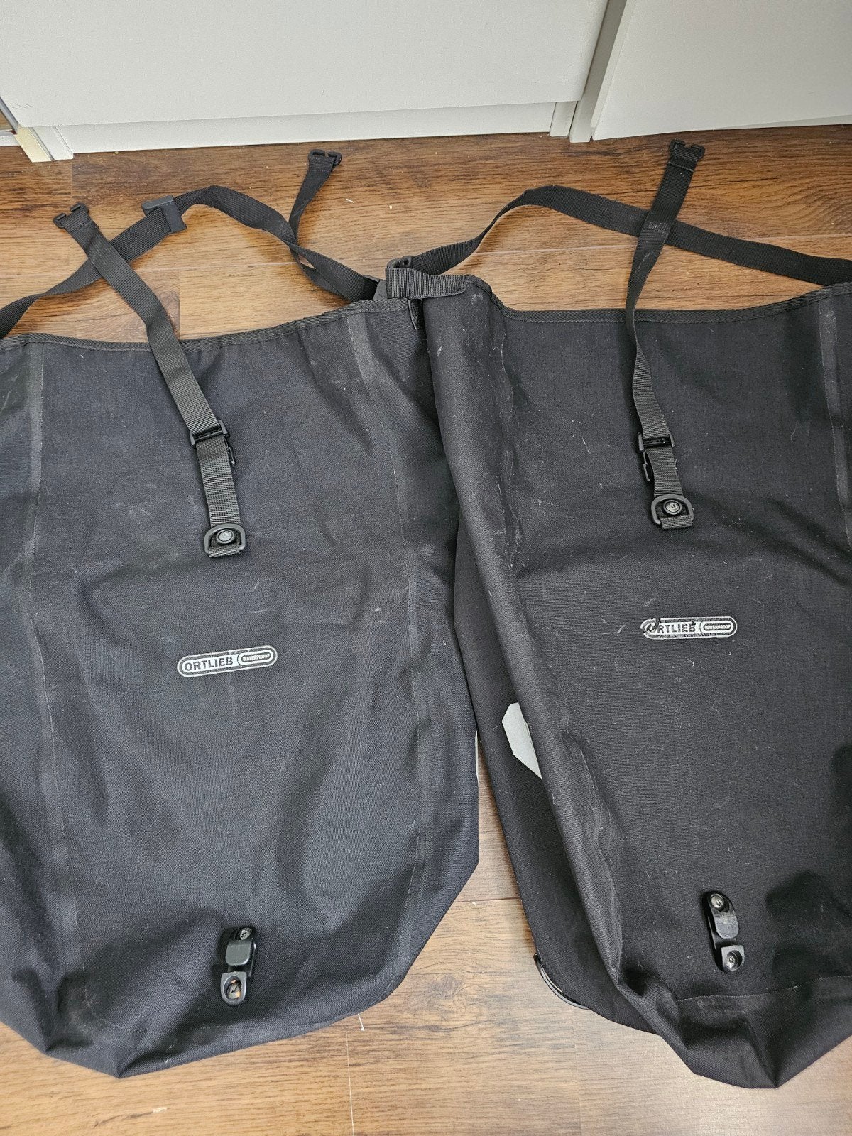 Ortlieb Back-Roller Classic fietstassen (set van 2), Fietsen en Brommers, Gebruikt, Ortlieb Sportartikel GmbH, Industriestraße 2, 91560 Heilsbronn, Duitsland