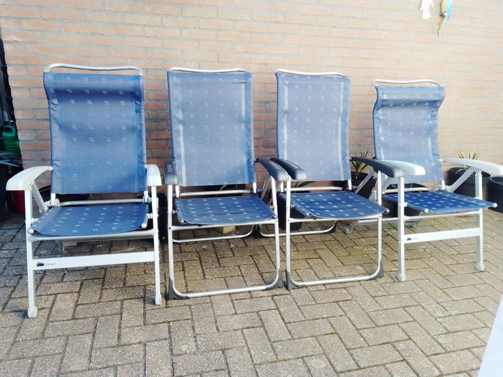 Dukdalf campingstoelen /!tuinstoelen 4 x blauw, Tuin en Terras, Ophalen, Gebruikt, Kunststof, Verstelbaar