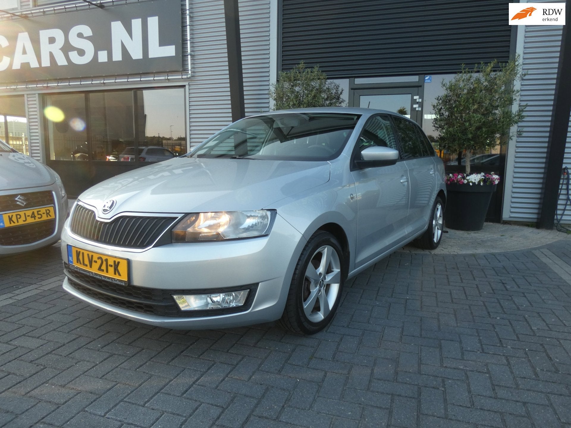 Skoda Rapid Spaceback 1.2 TSI Greentech Elegance Businesslin, Auto's, Skoda, Voorwielaandrijving, Euro 5, Gebruikt, 4 cilinders