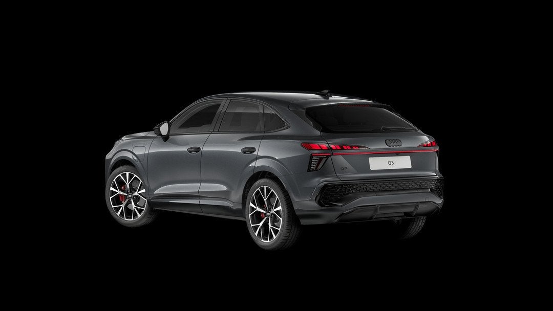 Audi Q3 1.5 e-hybrid S edition Adaptive cruise control l Ach, Auto's, 1800 kg, 1498 cc, Euro 6, 4 cilinders
