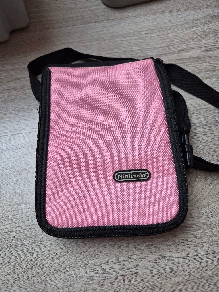 Originele NDS Draagtas/Travel Case Roze(Nette Staat!), Spelcomputers en Games, Ophalen of Verzenden, Gebruikt, Roze, DS Lite