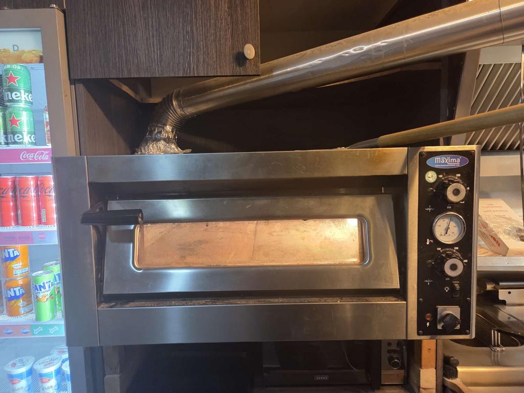 Professionele Maxima Pizza Oven - Perfect voor Horeca, Gebruikt, Oven, 60 cm of meer, Ophalen of Verzenden