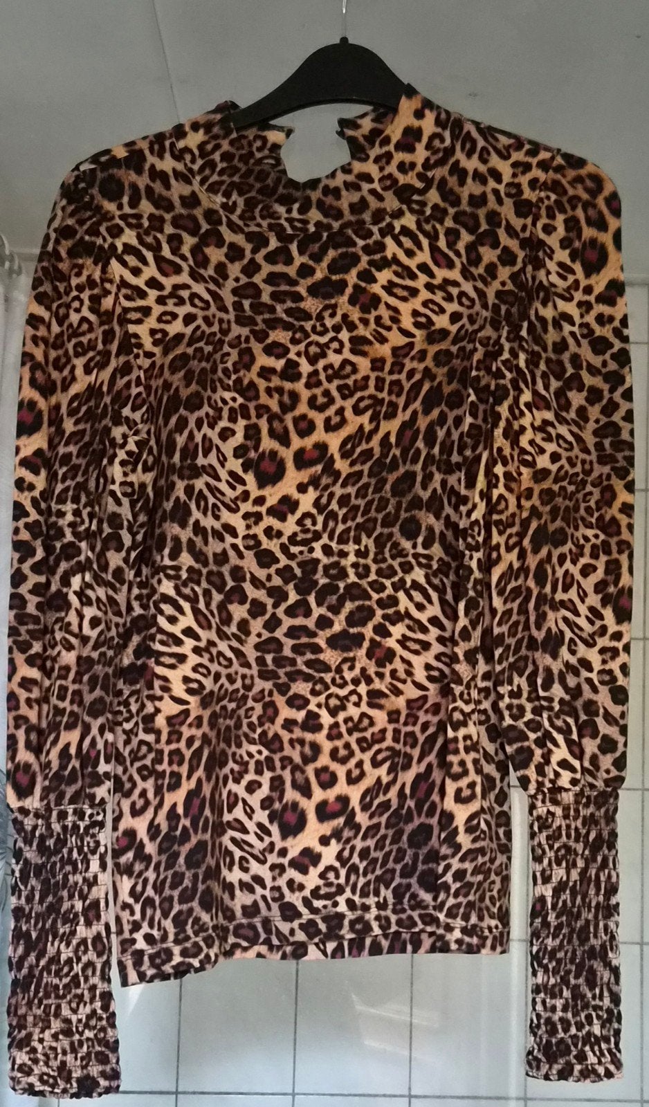 shirt juffrouw jansen, Ophalen of Verzenden, Zo goed als nieuw, Maat 36 (S), Zwart