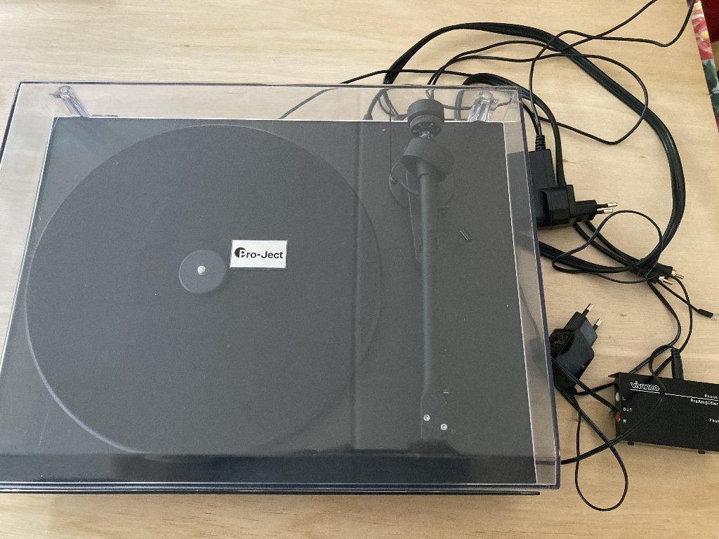 Pro-Ject Debut III DC / Ortofon OM 10 Revision 2015.01.12, Overige merken, Automatisch, Ophalen of Verzenden, Zo goed als nieuw
