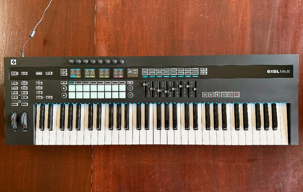 Novation 61SL MkIII MIDI/CV controller keyboard + sequencer, Muziek en Instrumenten, Ophalen, Zo goed als nieuw