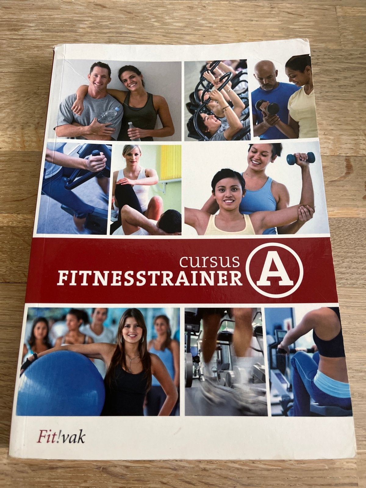 Cursus Fitnesstrainer A - Fit!vak, Ophalen of Verzenden, Zo goed als nieuw, MBO