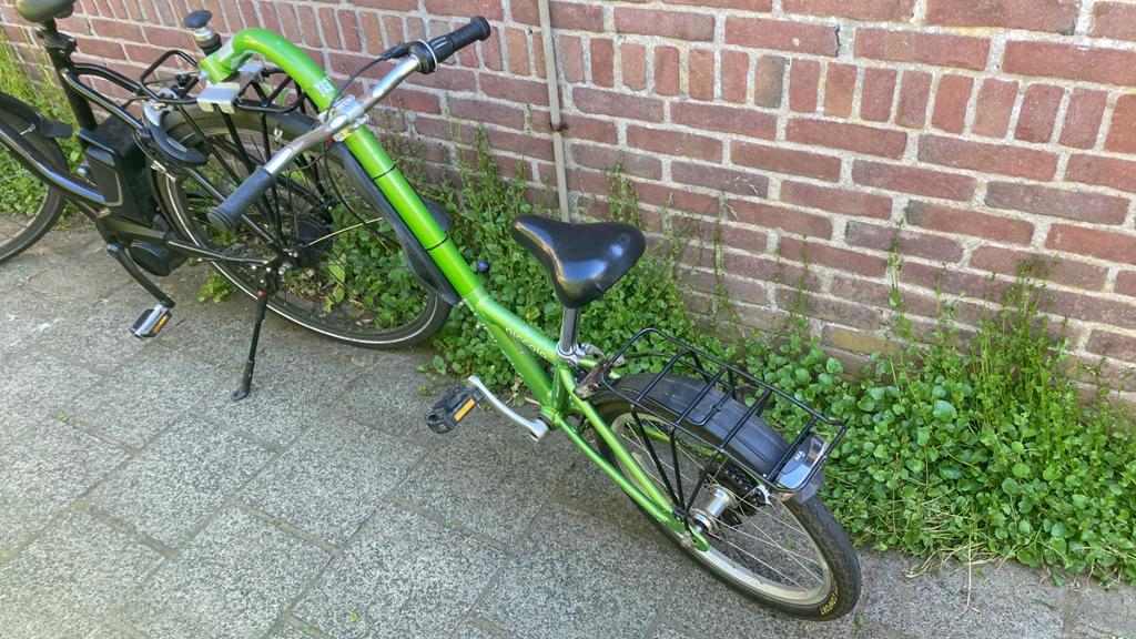 Burley picollo groene aanhangfiets met bagagedrager, Fietsen en Brommers, Ophalen, Minder dan 10 versnellingen, Gebruikt, Minder dan 49 cm